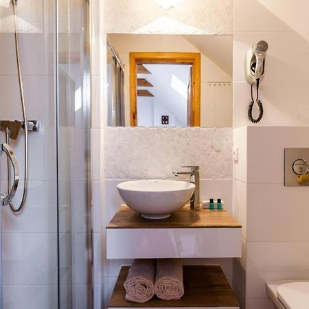 Karczma Maciejowka Hotel Czajowice Kültér fotó